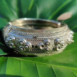 Handmade Silver tone Tribal bracelet